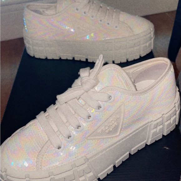 Sold out platform sequin Prada sneakers - Picture 7 of 7